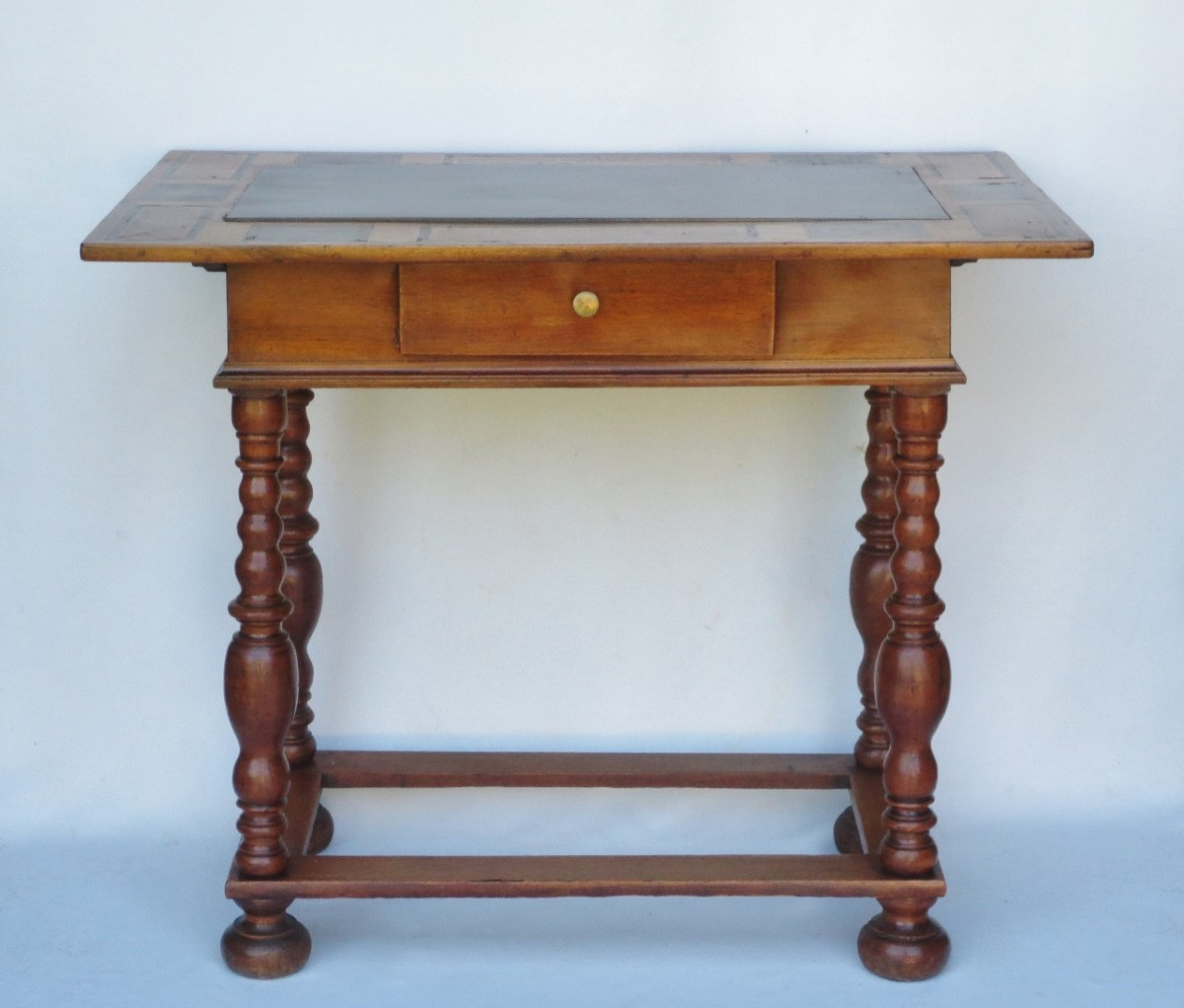 Table de changeur,  Suisse, XVIIe siècle.  