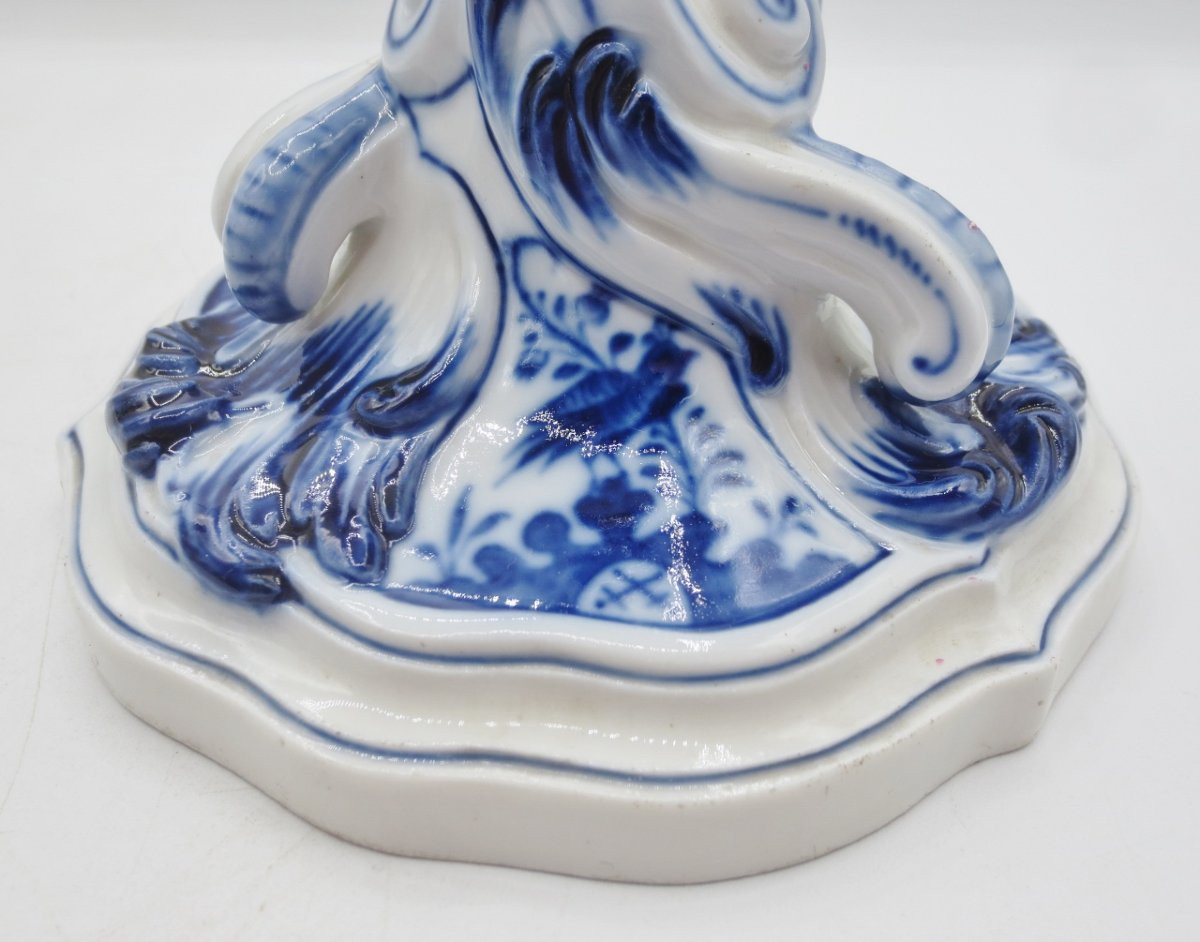 Flambeaux en porcelaine de Meissen.   -photo-5