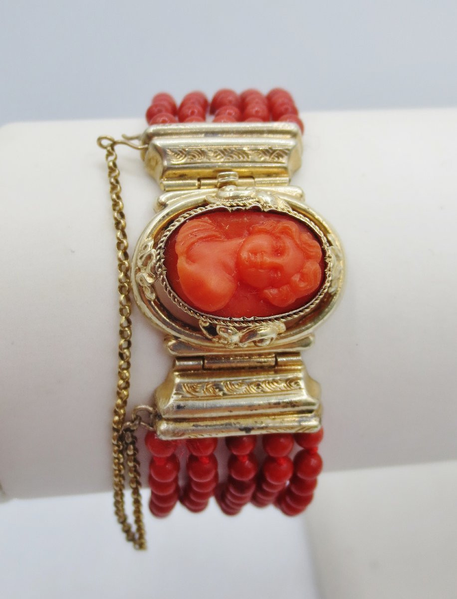 Bracelet en corail et vermeil, XIXe siècle. -photo-2
