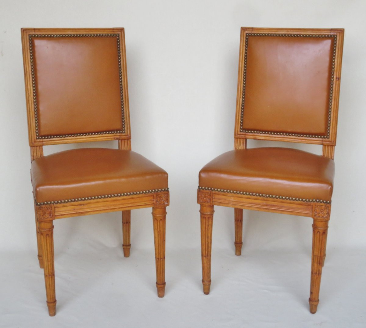 Six chaises  Louis XVI estampillées Tilliard. -photo-8