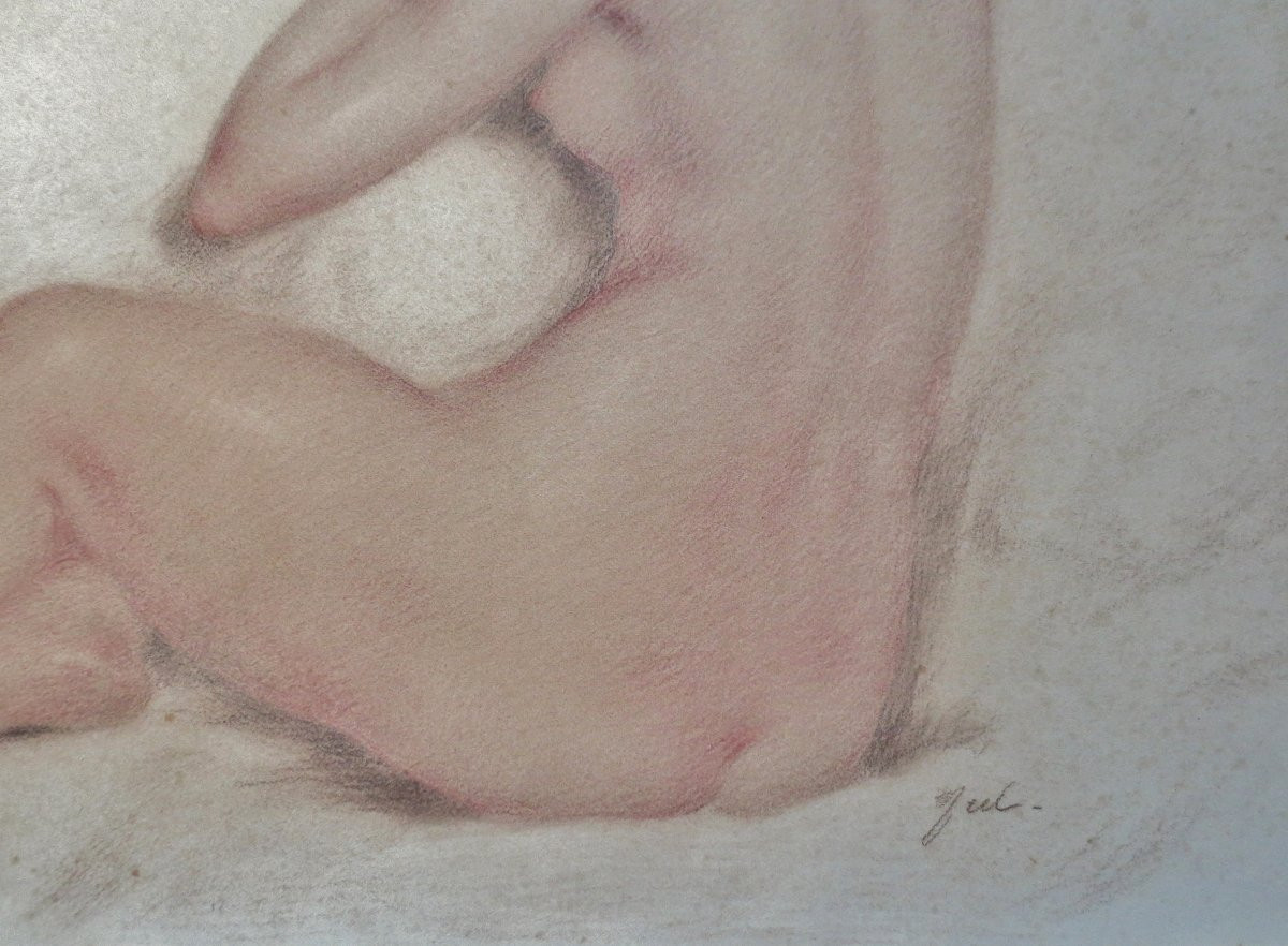 Nude Drawn In Sanguine. -photo-4