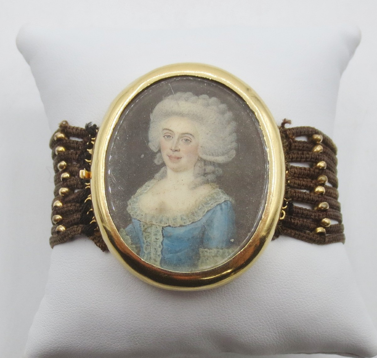 Bracelet or et cheveux, XVIIIe siècle. 