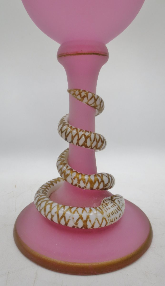 Vase calice, cristal d'opale XIXe siècle.-photo-3