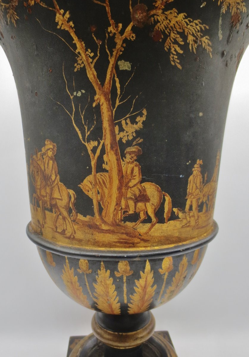 Medici Vase, 18th Century.  -photo-2