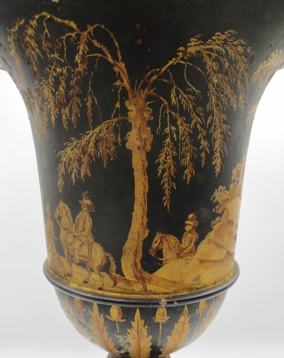 Medici Vase, 18th Century.  -photo-2