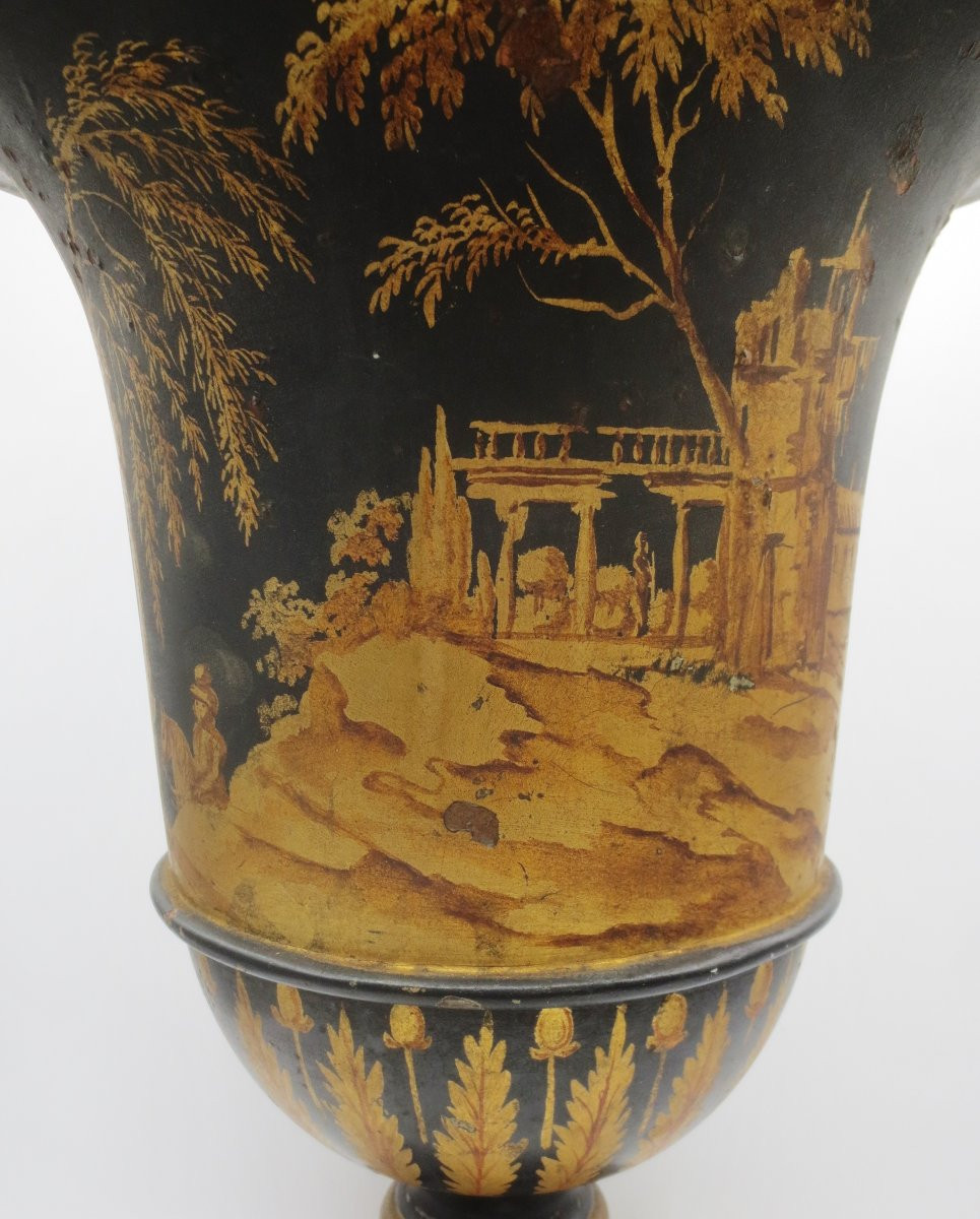 Medici Vase, 18th Century.  -photo-3