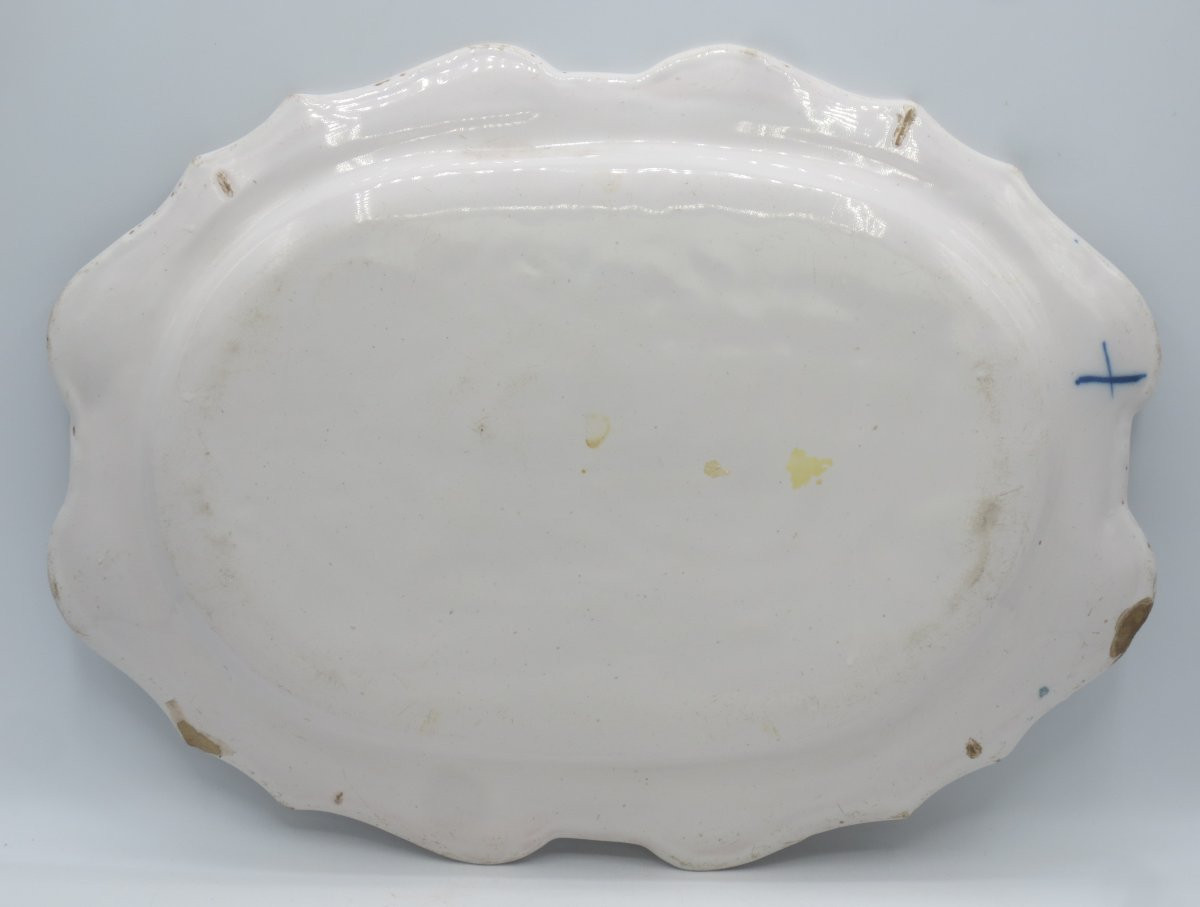 Paire de plats, Moustiers XVIIIe siècle. -photo-2