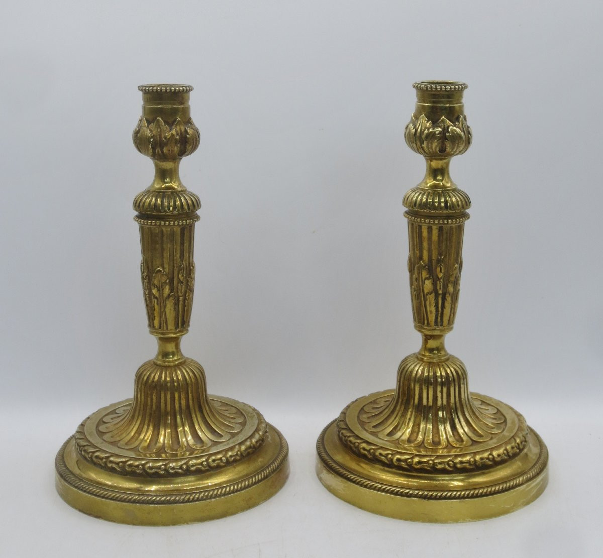 Paire de flambeaux de style Louis XVI. -photo-1