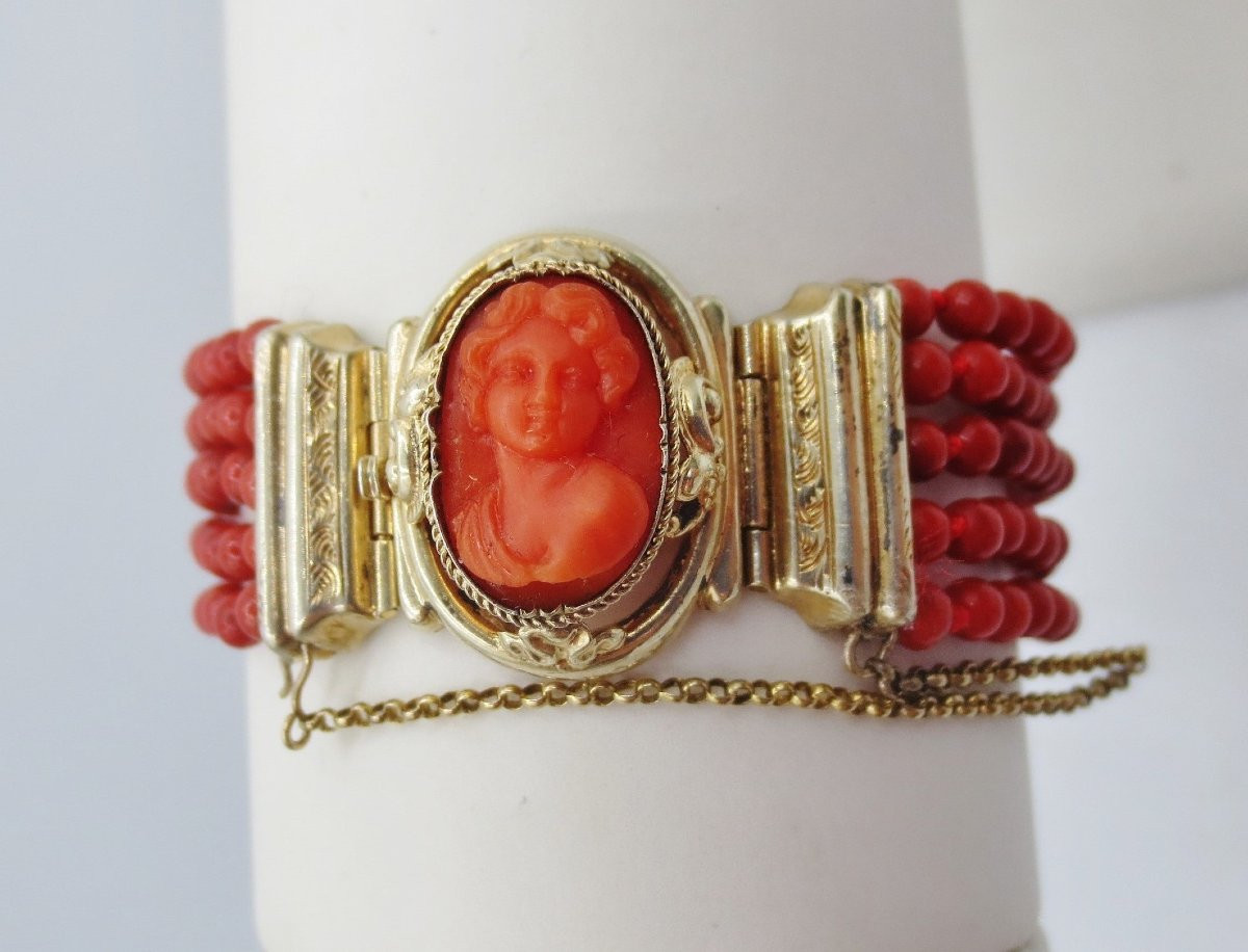 Bracelet en corail et vermeil, XIXe siècle. -photo-1