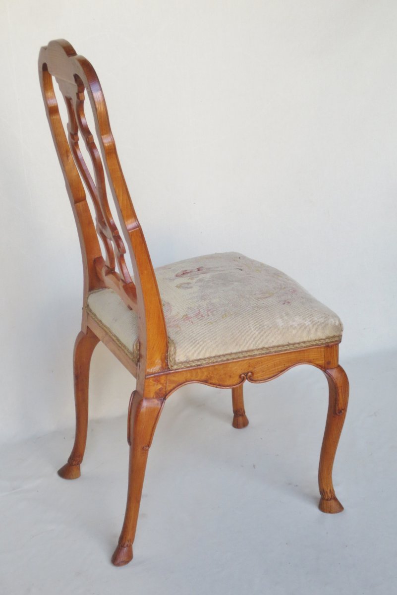 Suite de six chaises, Venise milieu XVIIIe siècle. -photo-3