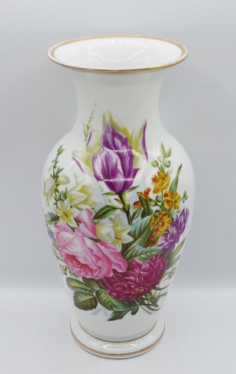 Vase en porcelaine, époque Restauration.  -photo-1