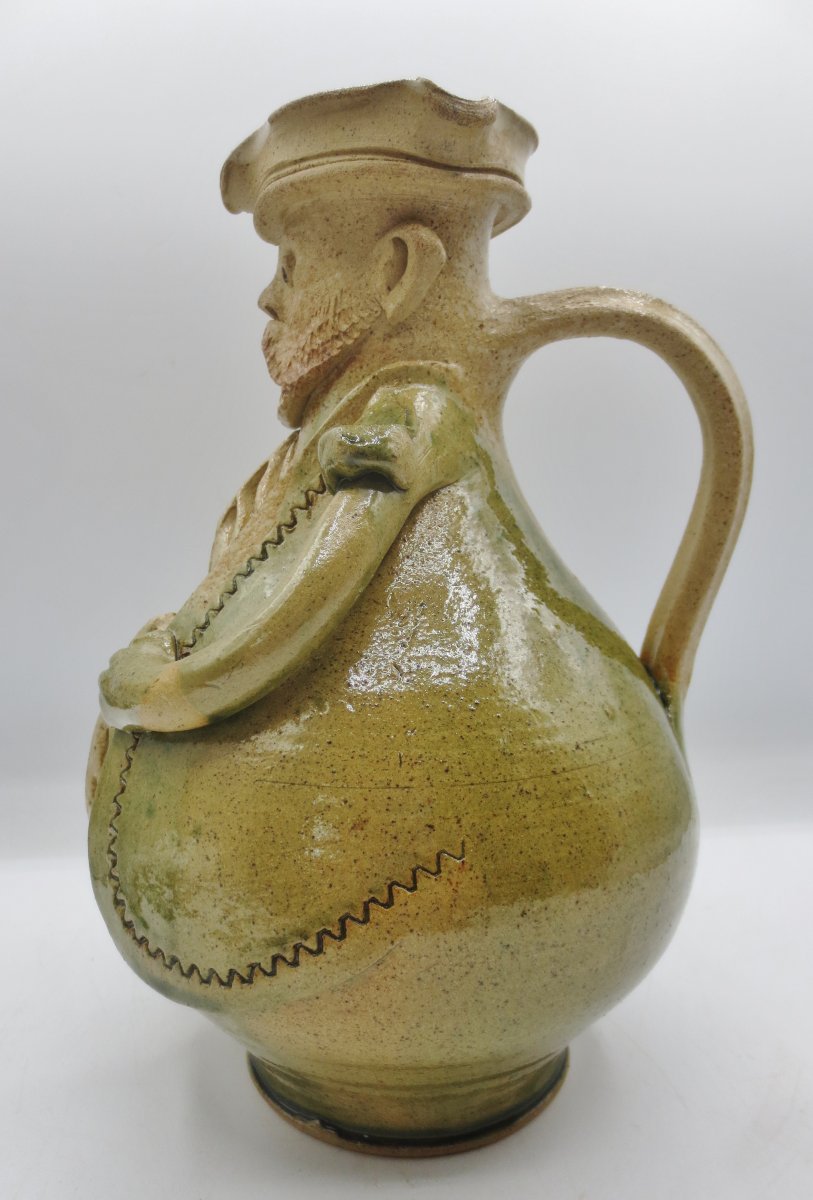 Pichet anthropomorphe.  -photo-3