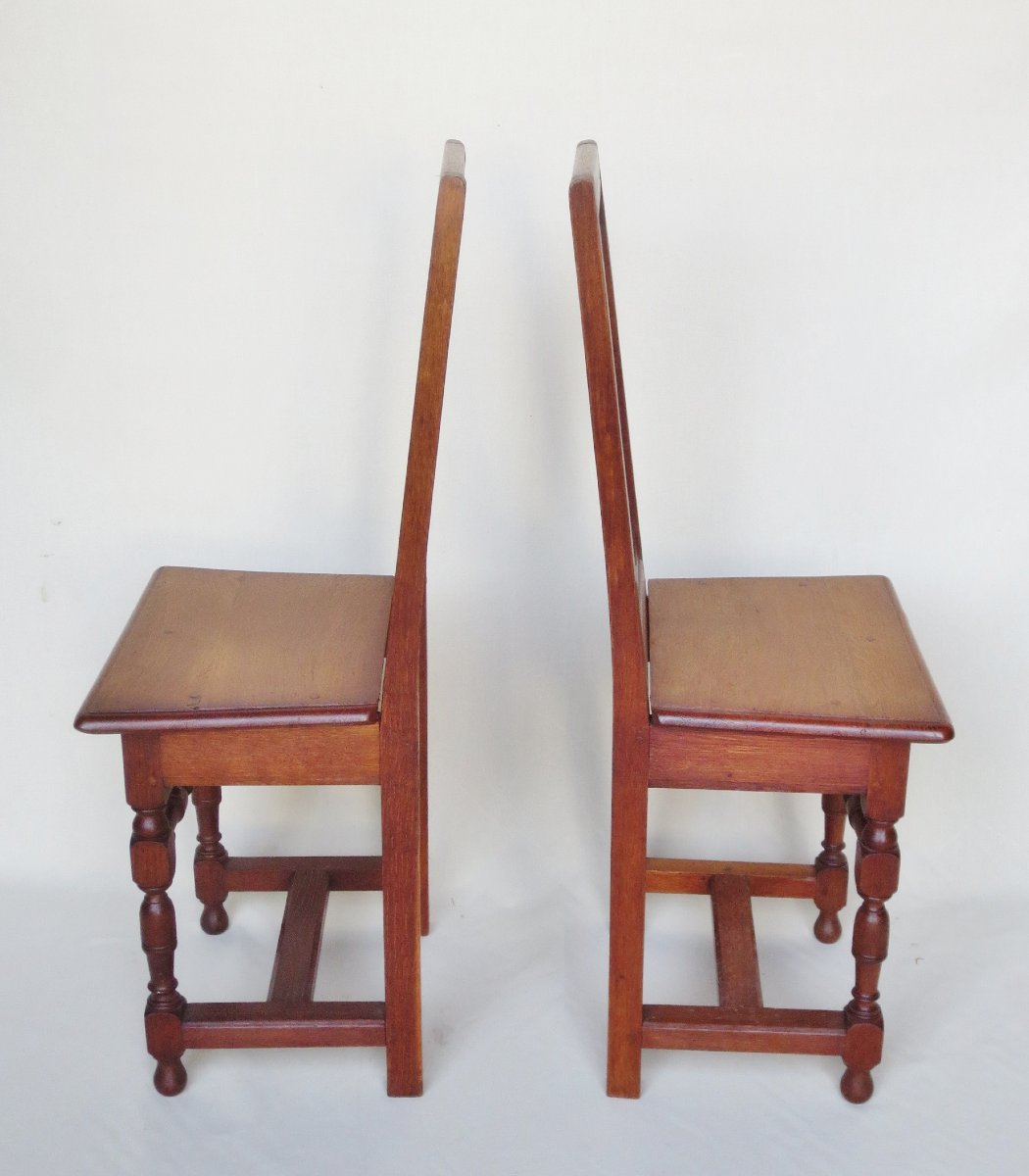Suite de six chaises lorraines en chêne.-photo-2