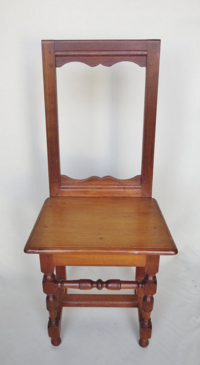 Suite de six chaises lorraines en chêne.-photo-6