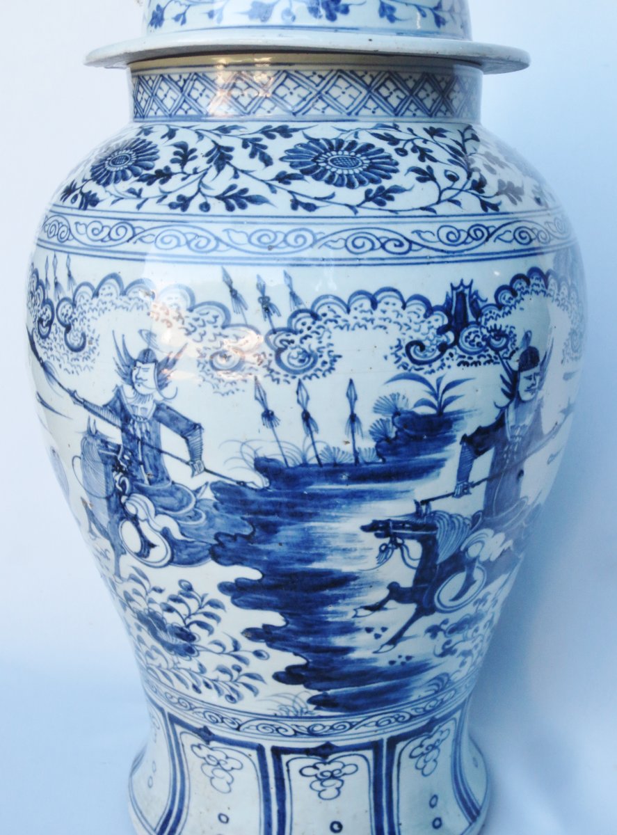 Chinese Porcelain Vase, 19th Century.-photo-3