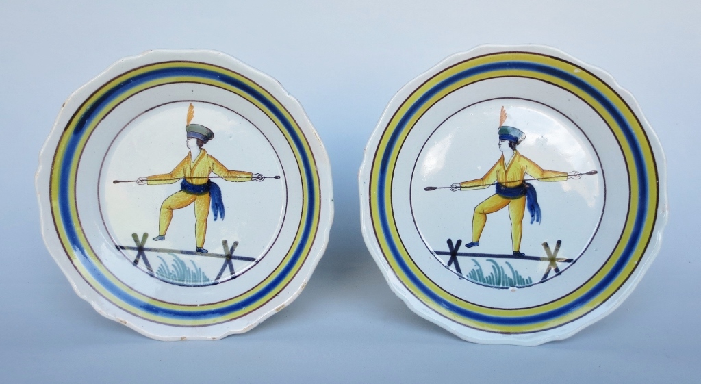 Pair Of Plates Tightrope, Nevers.