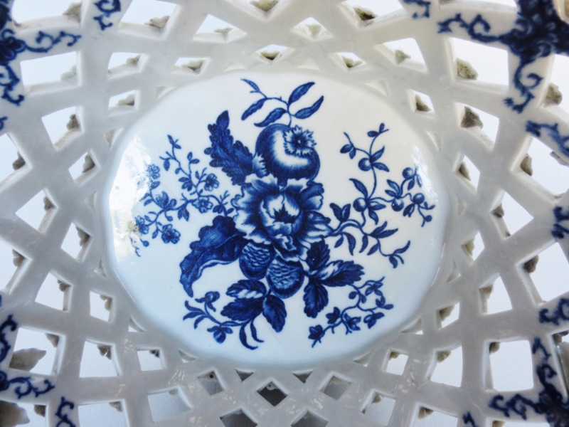 Porcelain Basket From Caughley, Eighteenth Century.-photo-3