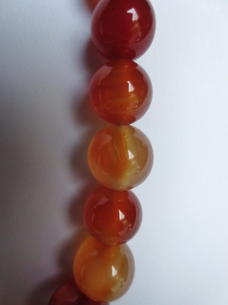 Collier En Perles d'Agate.-photo-3