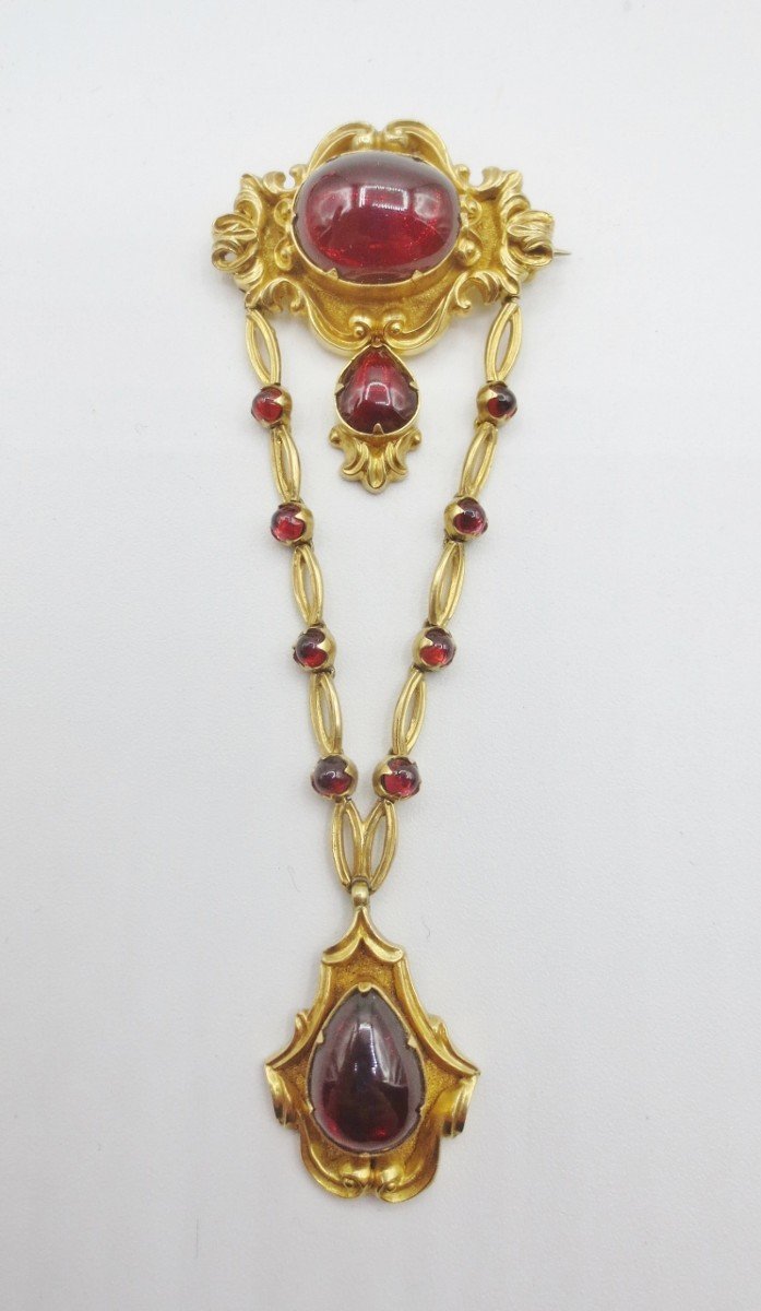 Brooch In Gold And Garnets, Mid-19th Century.