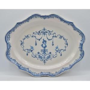 Plat En Faïence De Moustiers, Début XVIIIe Siècle.