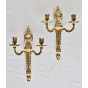 Paire d'appliques Louis XVI, XVIIIe siècle.