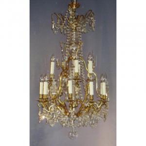 Chandelier 15 Lights In Gilt Bronze And Crystals.