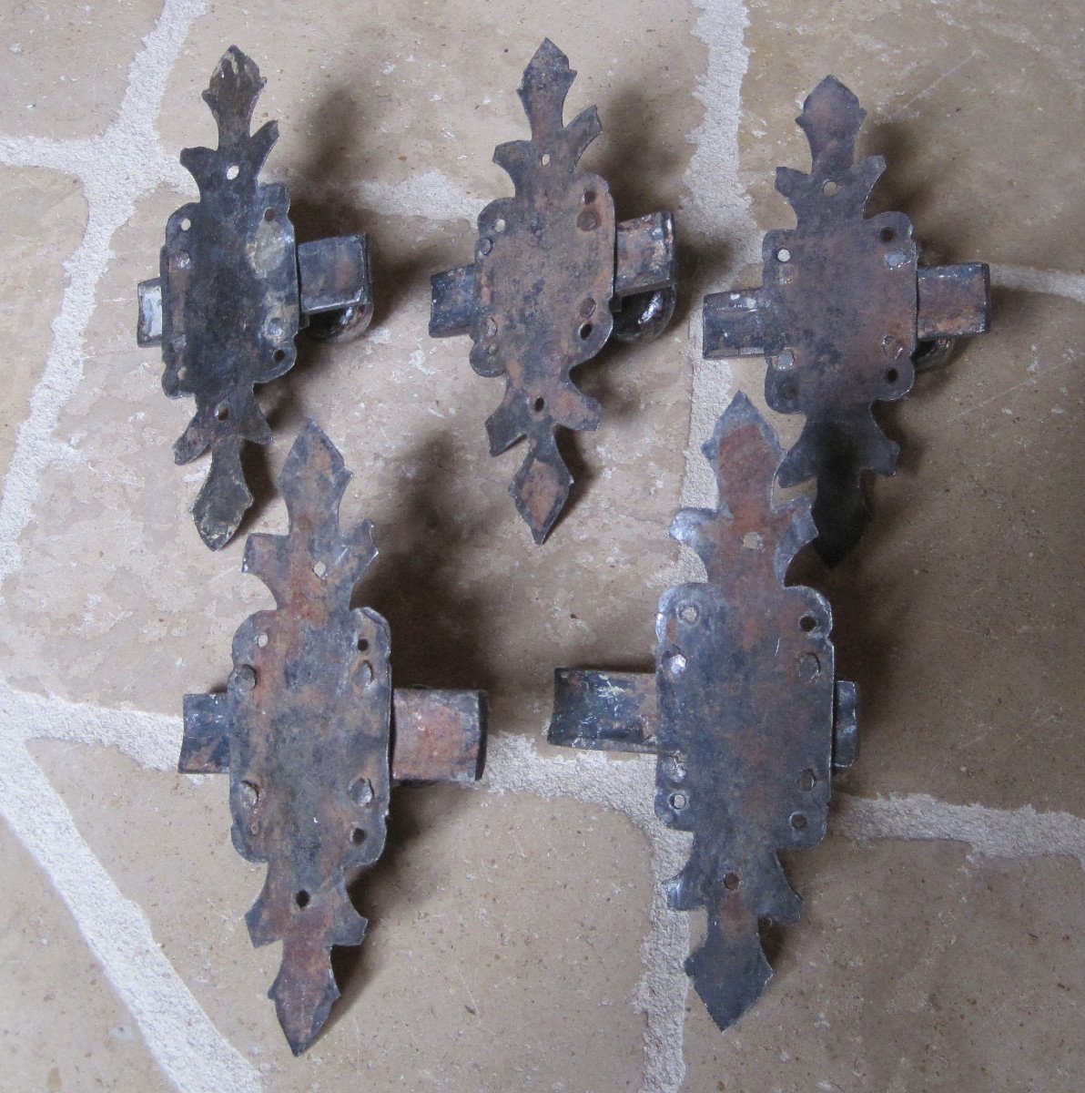 Homogeneous Suite Of 5 Locks With Bolts, In Iron. 18th Century.-photo-4