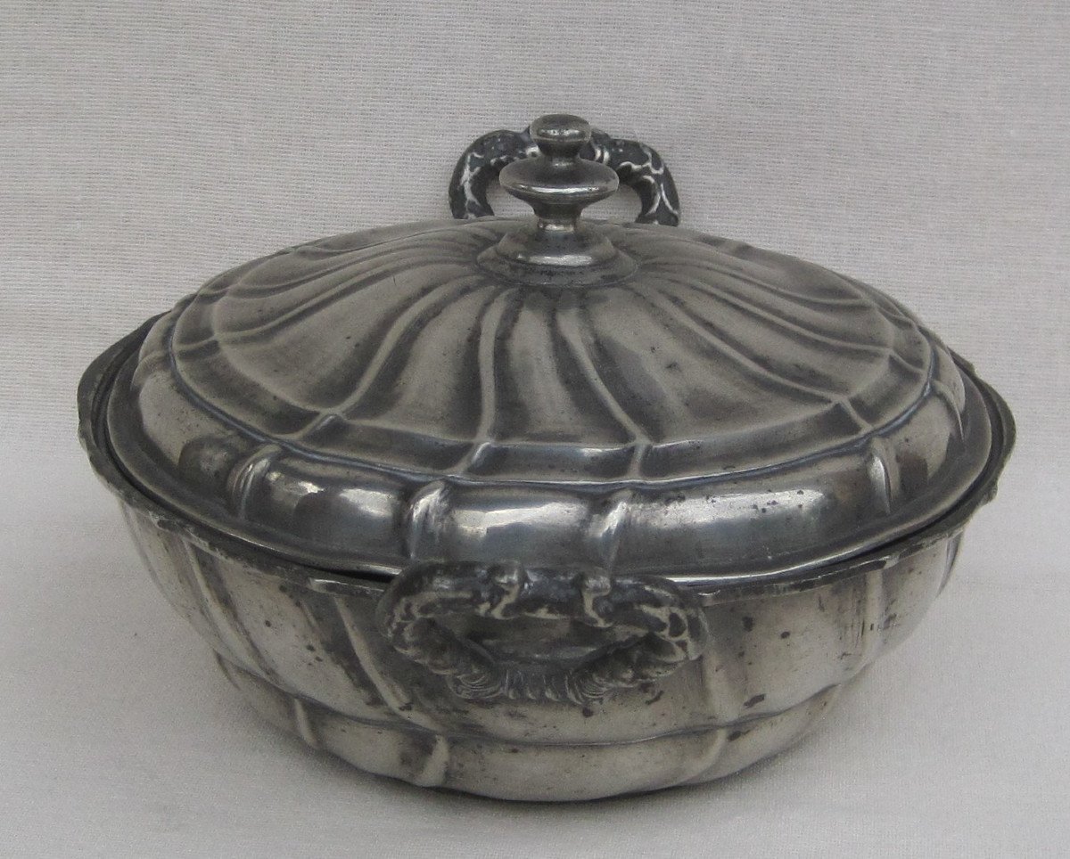 Broth In Pewter. Strasbourg. 18th Century.-photo-1