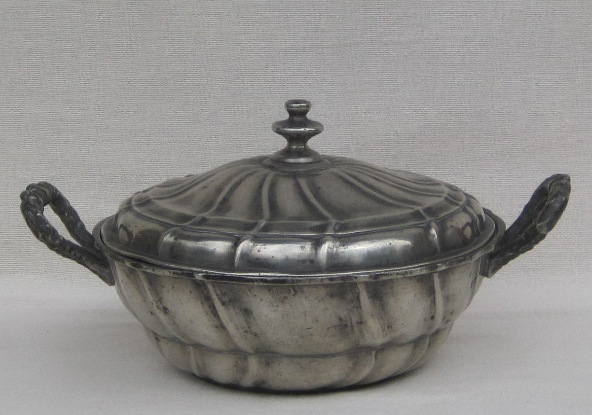 Broth In Pewter. Strasbourg. 18th Century.