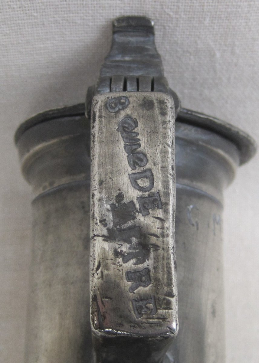 Rare Measurement Of The Metric System Of An Eighth Of A Liter, In Pewter. Early 19th Century.-photo-1