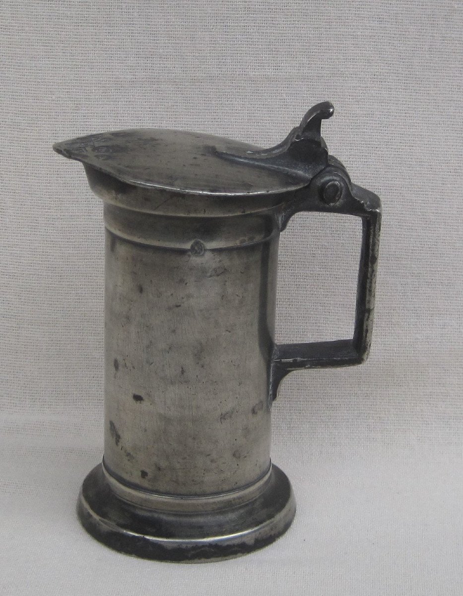 Rare Measurement Of The Metric System Of An Eighth Of A Liter, In Pewter. Early 19th Century.