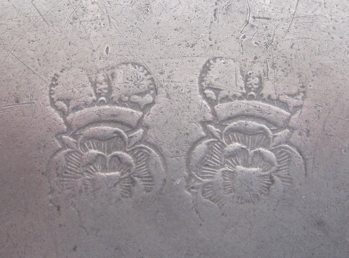 Pair Of Pewter Plates.-photo-3