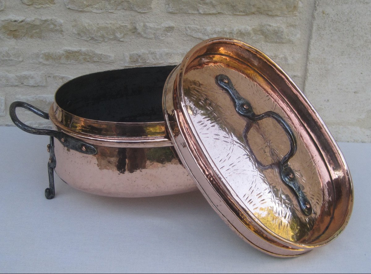 Elegant Daubière In Copper. 18th Century.-photo-1