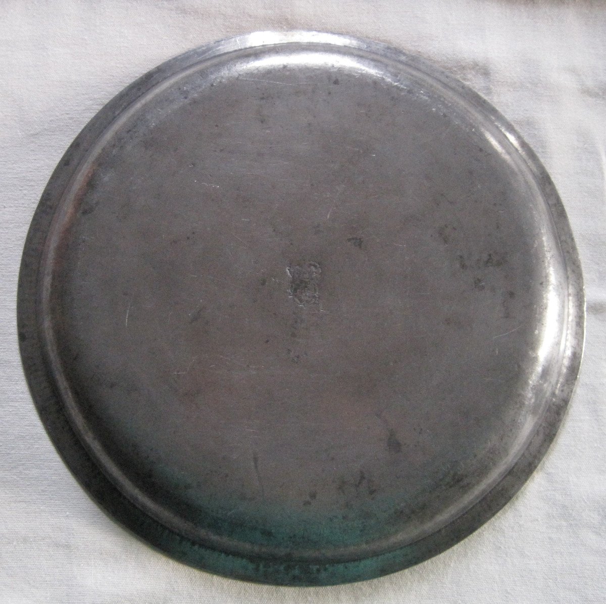 Pewter Tray, With Narrow Wing. Late 18th-early 19th Century.-photo-3