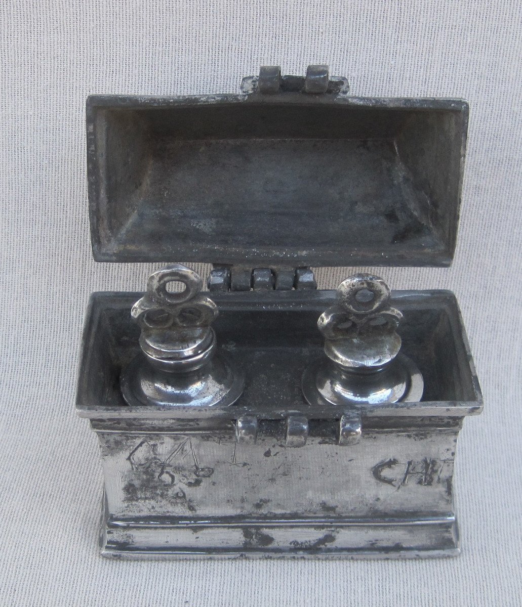 Pewter Box, For Baptism. Religious Pewter. 17th Century.-photo-2