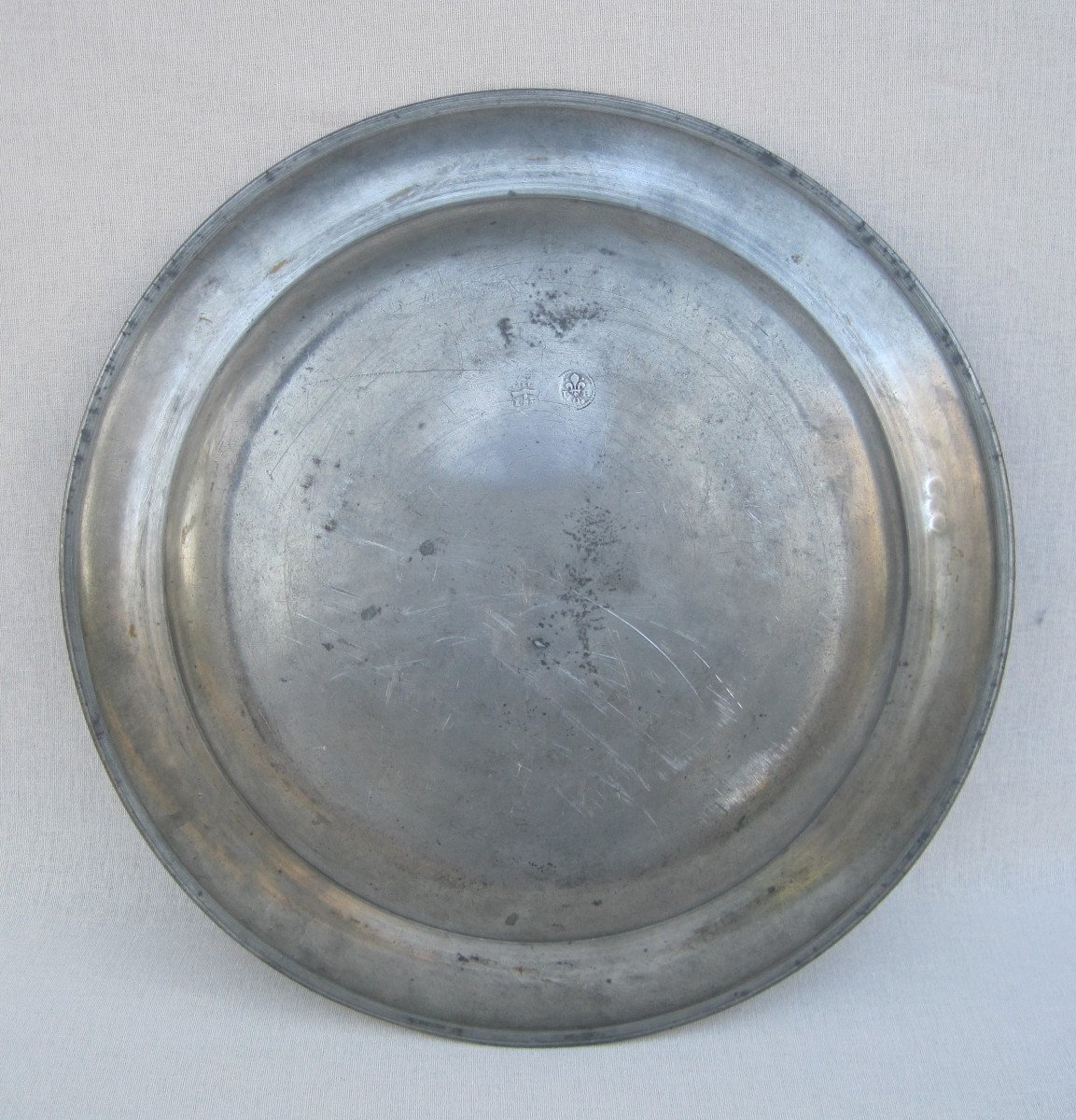 Large Pewter Venison Dish. Lille. Late 18th-early 19th Century.-photo-3