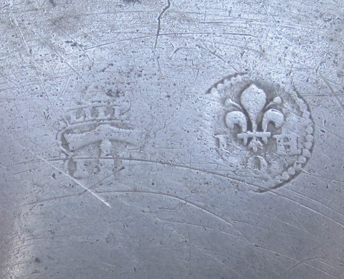 Large Pewter Venison Dish. Lille. Late 18th-early 19th Century.-photo-4