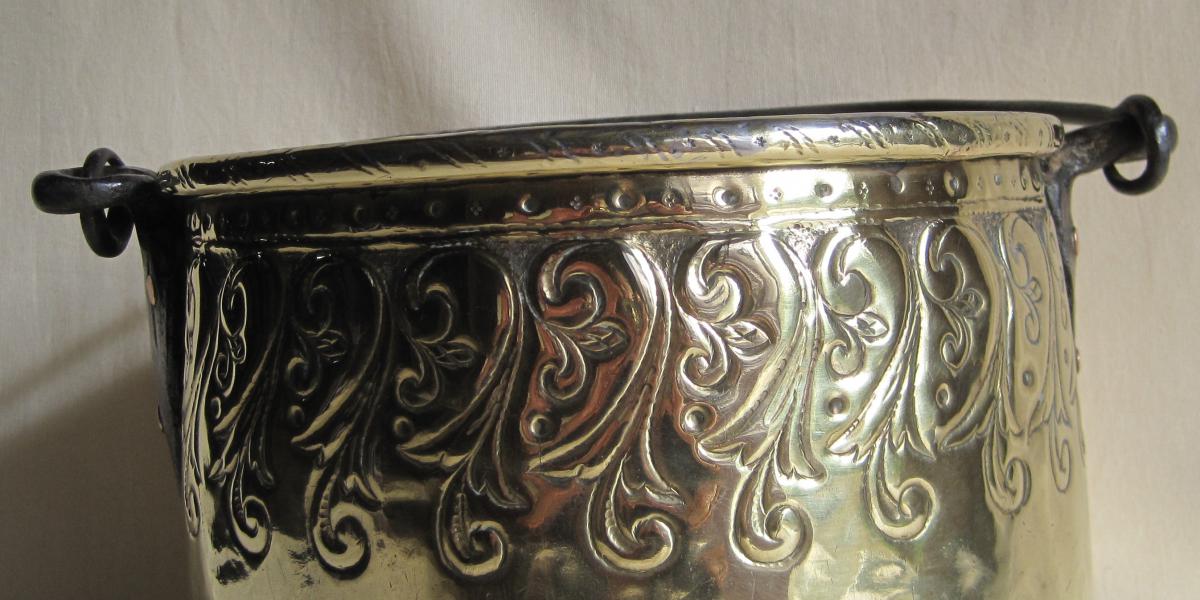 Brass Cauldron. Fruit Setting. Eighteenth Century.-photo-3