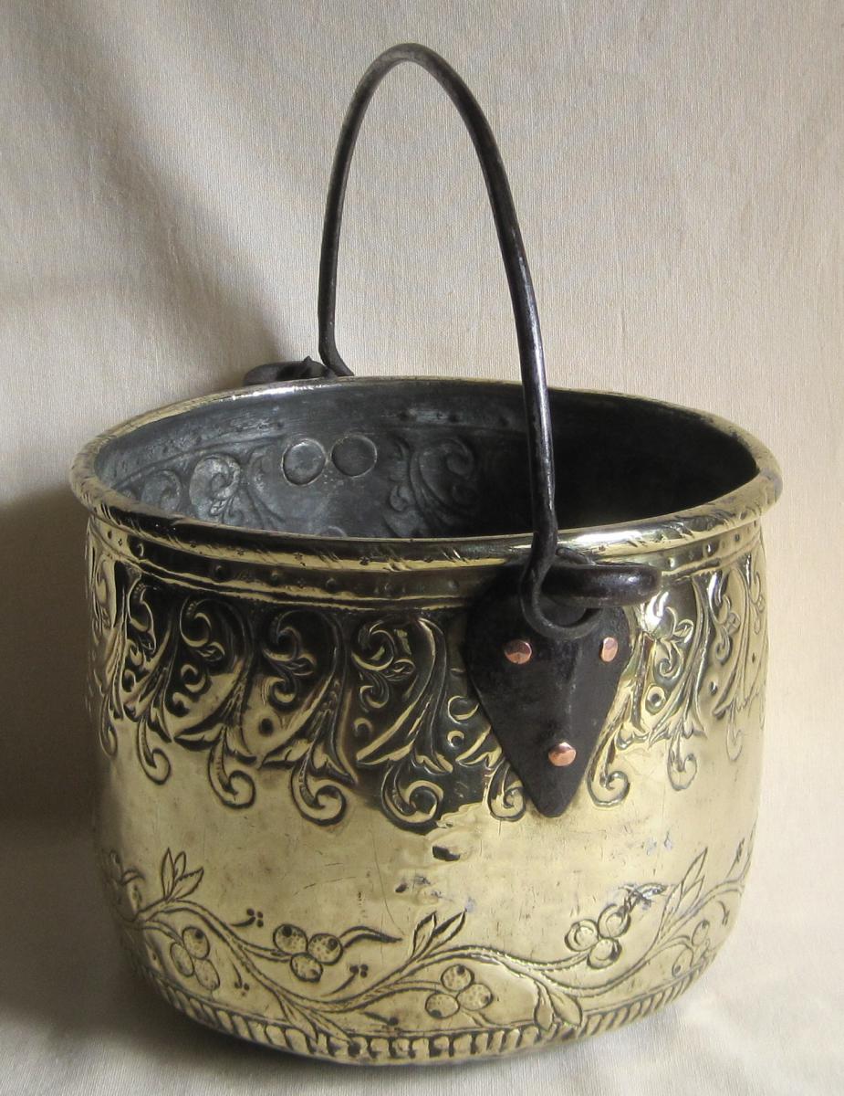 Brass Cauldron. Fruit Setting. Eighteenth Century.-photo-3