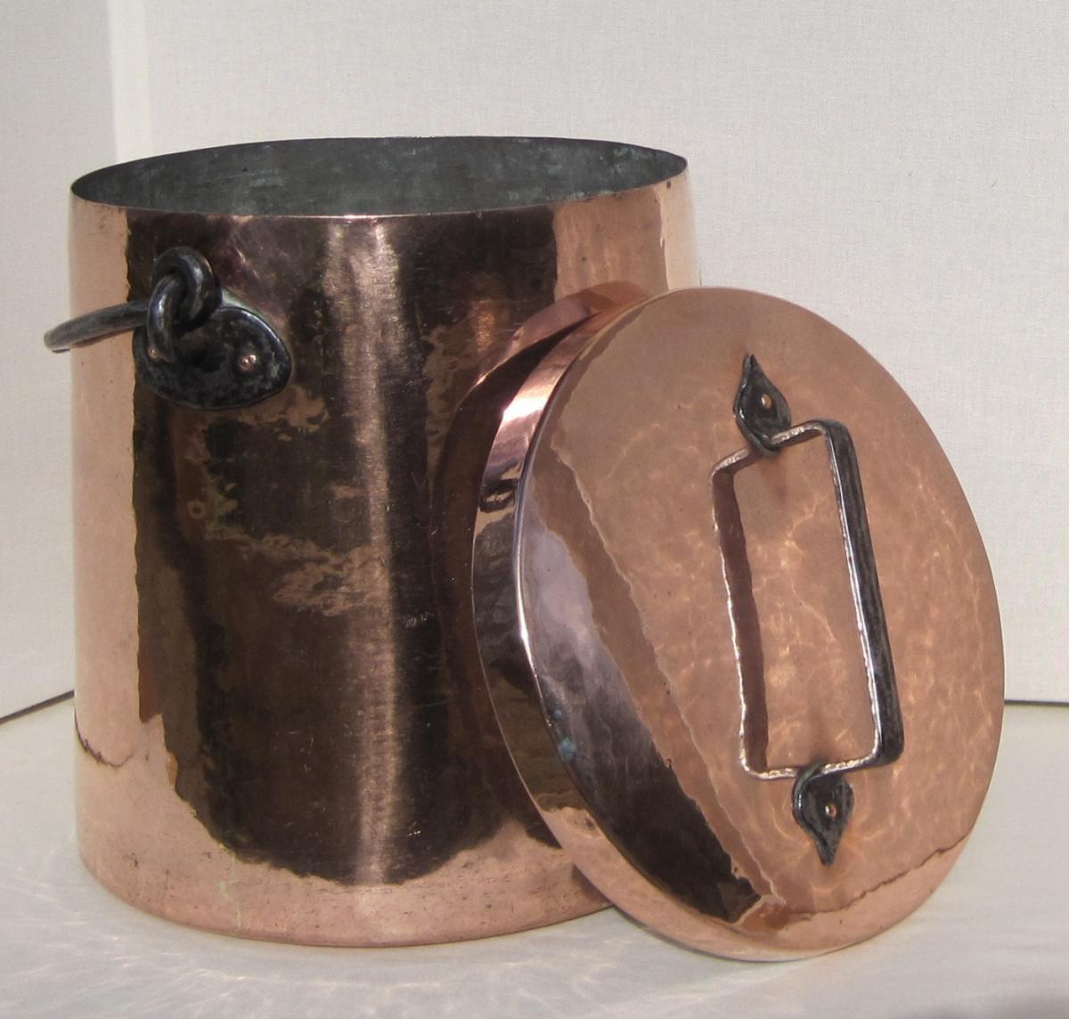 Covered Cooking Pot, Copper. Eighteenth Century-photo-5