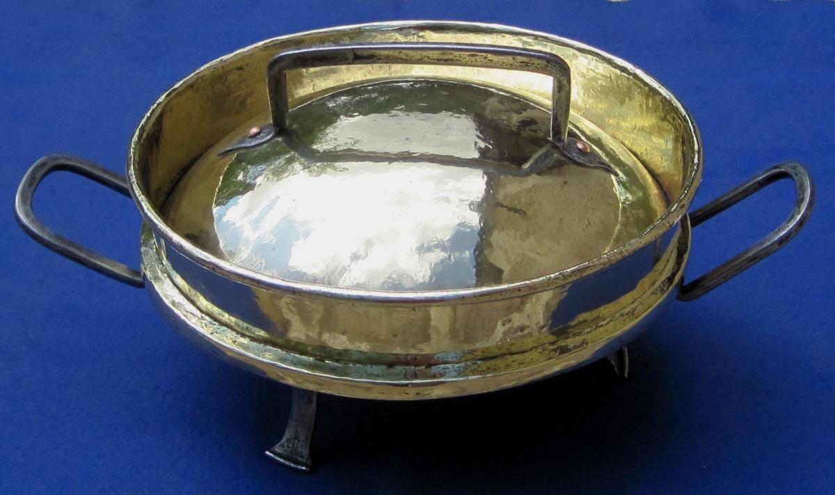 Brass Pie. Eighteenth Century-photo-2