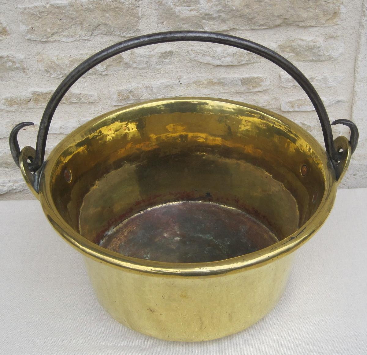 Brass Cauldron, Wrought. 19th Century.-photo-3