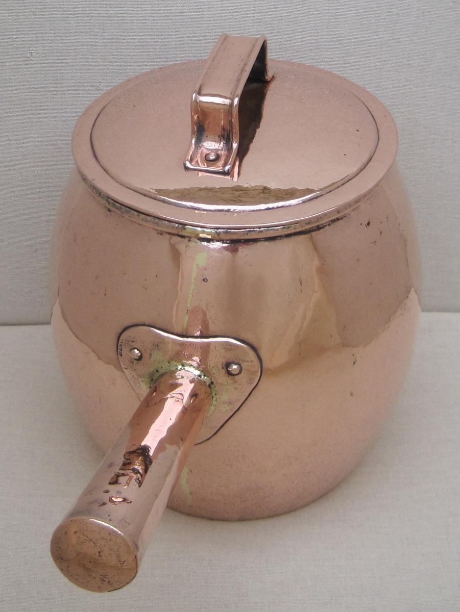 Cooking Pot, Copper. Early Nineteenth Century.