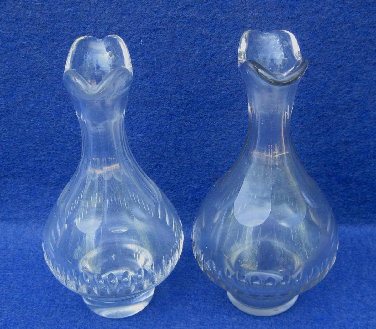 Deux Burettes d'Huilier en verre soufflé. XIXe s.-photo-2