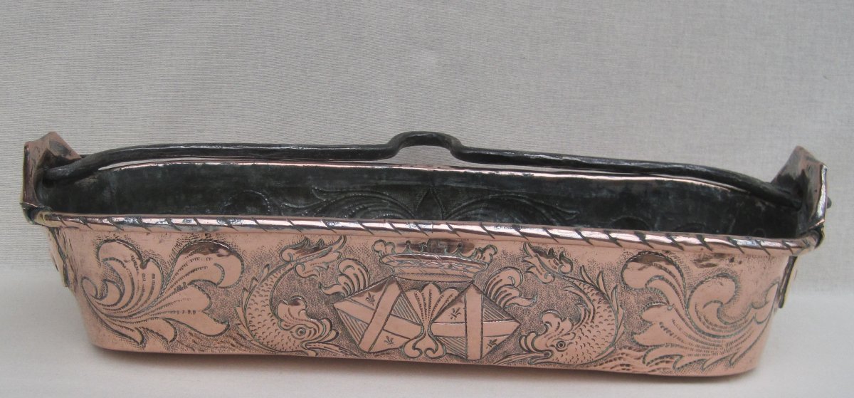 Copper Fishmonger. Rich Decor Of Dolphins, Fleur-de-lis And Crown Of Marquis. Eighteenth Century-photo-1