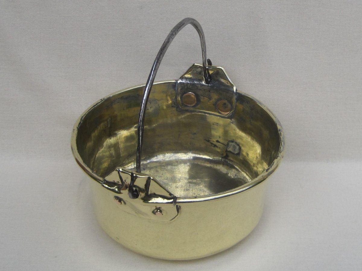 Small Brass Cauldron. R Crowned. 18th Century.-photo-7