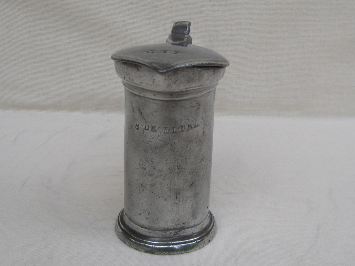 Mesure en étain. 1/8 de litre. 10,5 cm. Époque Charles X.-photo-2