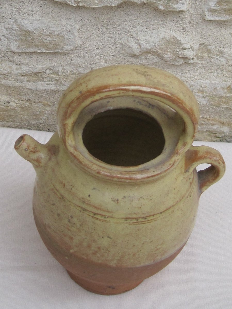 Apt Pottery? Small Jug. 19th Century.-photo-1