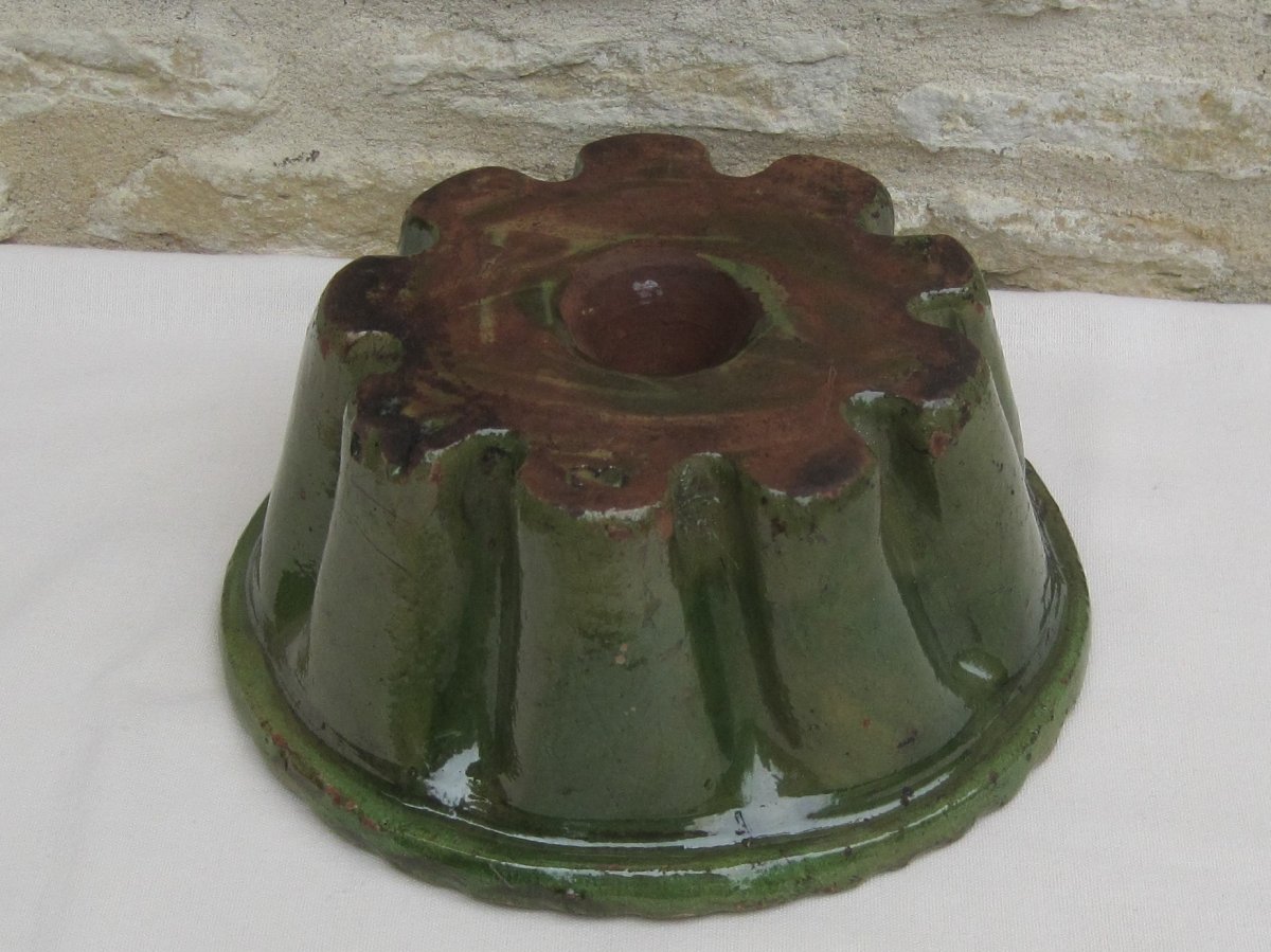 Pottery From Alsace. Kouglof Mold. 19th Century.-photo-1