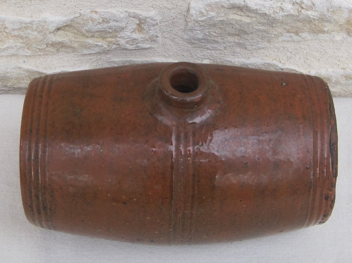 Pottery. Terracotta Keg-shaped Hot Water Bottle. 19th Century.-photo-2